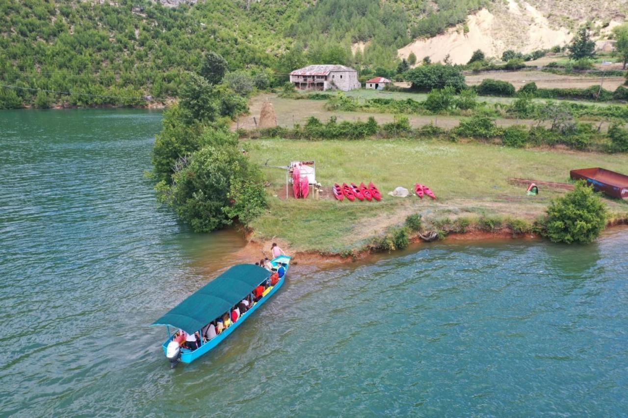 5 Stinet Villa