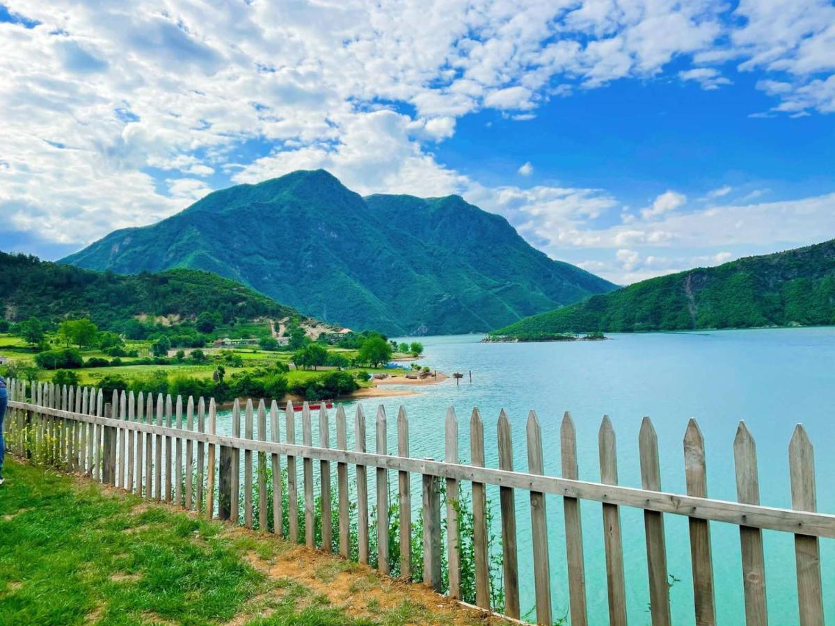 Villa 5 Stinet Koman